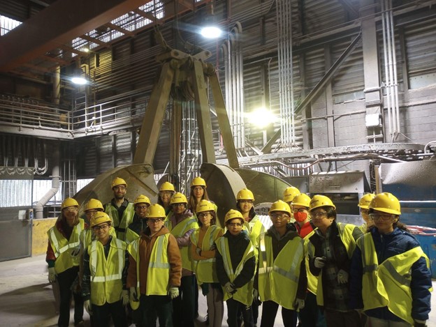 Students Get First Hand Look at Trash Disposal
